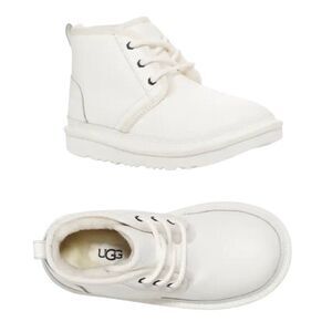NWOT UGG Kids Size 2 Neumel II Leather Boots White Smooth Stylish & Comfortable